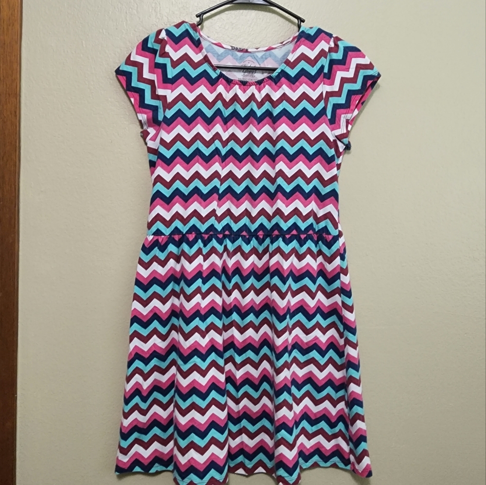 Short-sleeve Girls Zigzag Play Dress